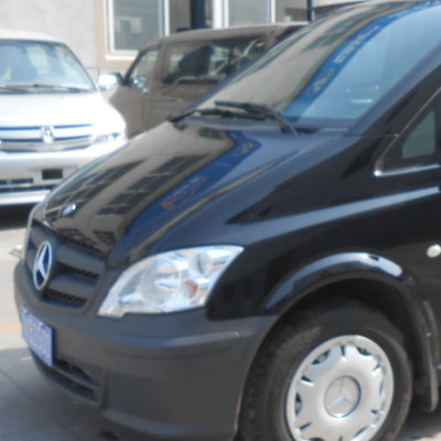 貴州萬(wàn)長(zhǎng)里汽車(chē)出租服務(wù)與金屬護(hù)欄的應(yīng)用