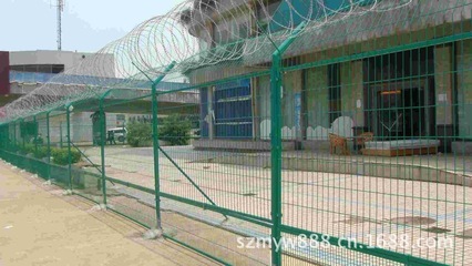 深圳明洋王金屬制品 專業(yè)生產(chǎn)安裝各類護(hù)欄網(wǎng)，打造安全美觀的防護(hù)屏障